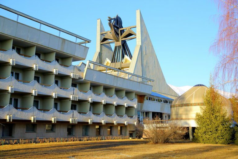 Иссык-Куль Аврора, Булан-Соготту, Иссык-Куль