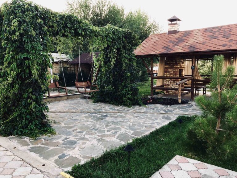 Green Yard Hotel, Каракол, Иссык-Куль