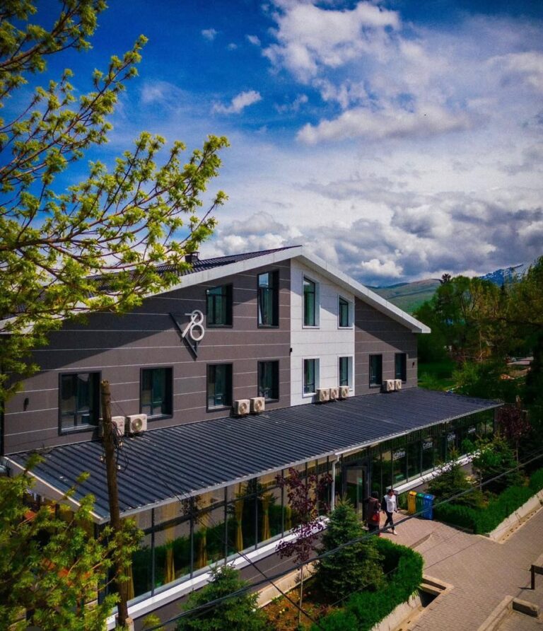 Hotel 78 Cafe, Каракол, Иссык-Куль