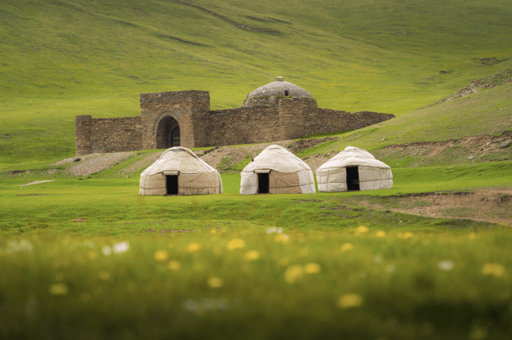 Classic Kyrgyzstan Tour (7 Days)
