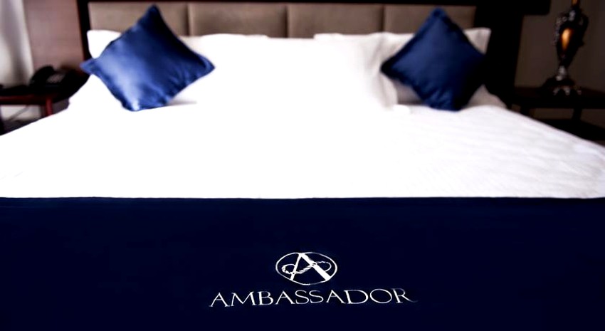 Ambassador-Hotel
