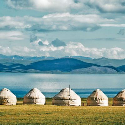Yurt-camp-Son-Kul